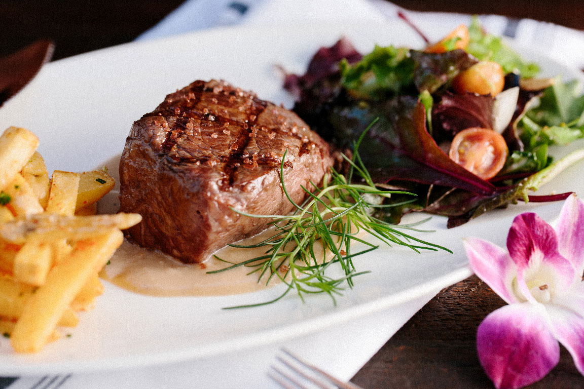 photo of a steak dinner